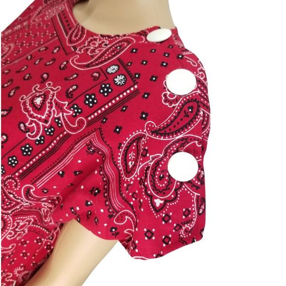 80s Midi Red Kerchief Print Dress Button Short Sleeve Crew Neck VINTAGE Size XL - Picture 3 of 8